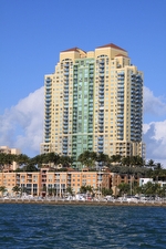 Yacht Club at Portofino gallery image #1