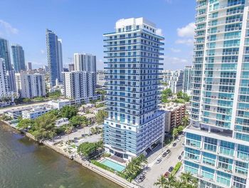 Star Lofts on the Bay gallery image #0